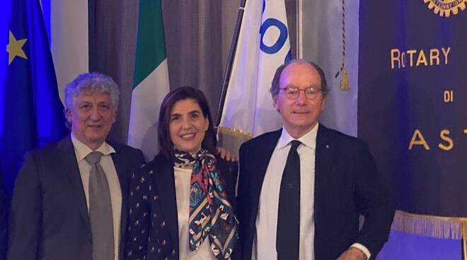 Manuela Furnari con Luigi Florio (a destra) e Rocco Sanchirico.