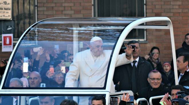 Papa Francesco ad Asti foto Vittorio Virga