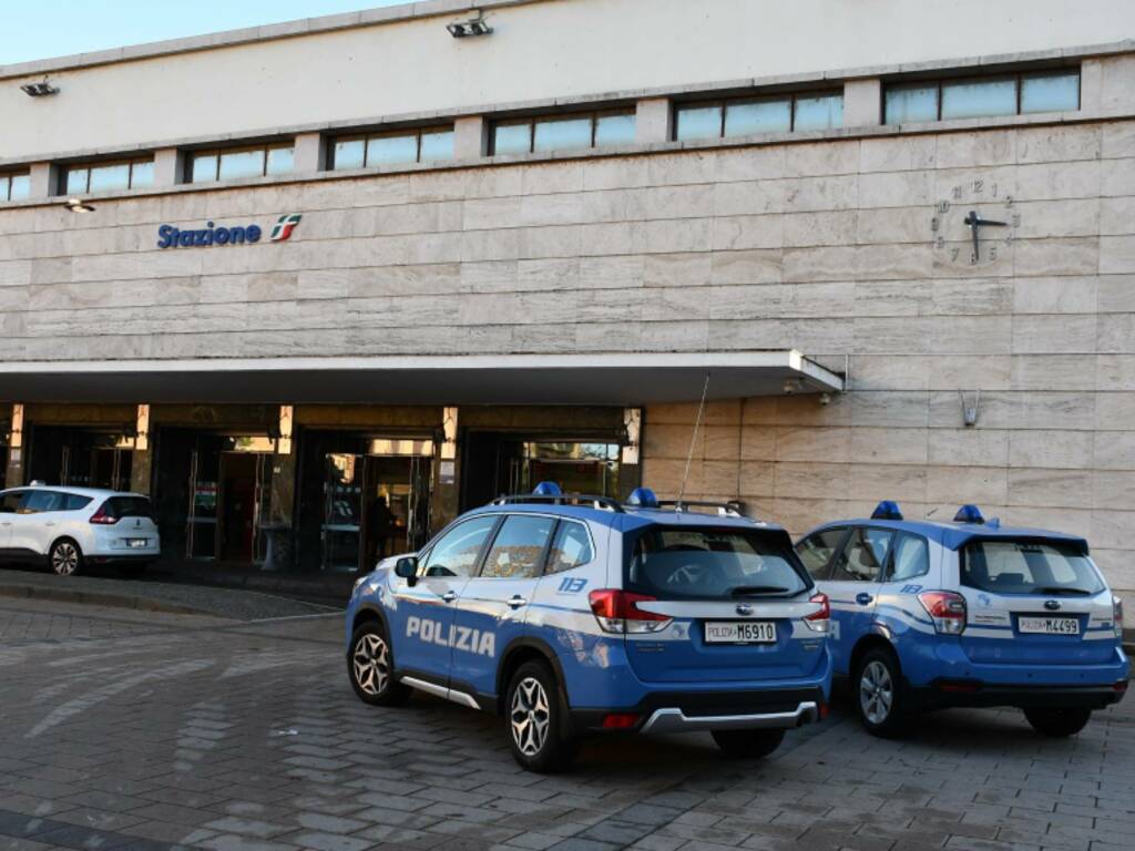 controlli polizia stazione asti