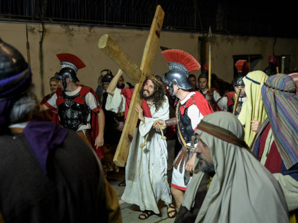 via crucis antignano 2024