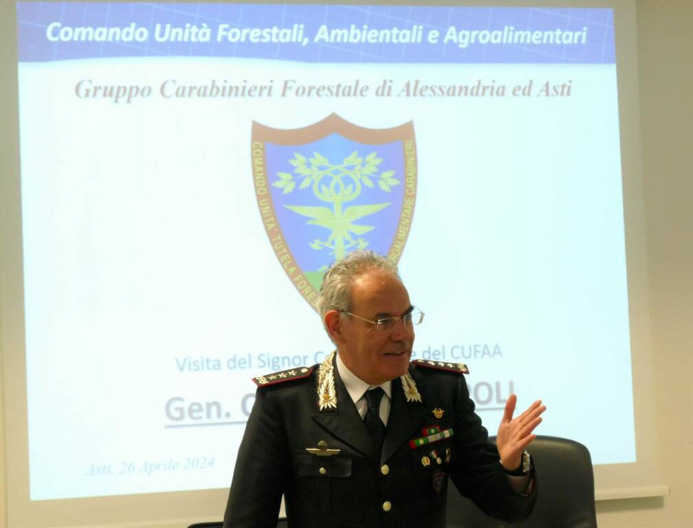 Il Generale di Corpo d’Armata Andrea Rispoli in visita ai Comandi Carabinieri Forestale di Alessandria ed Asti