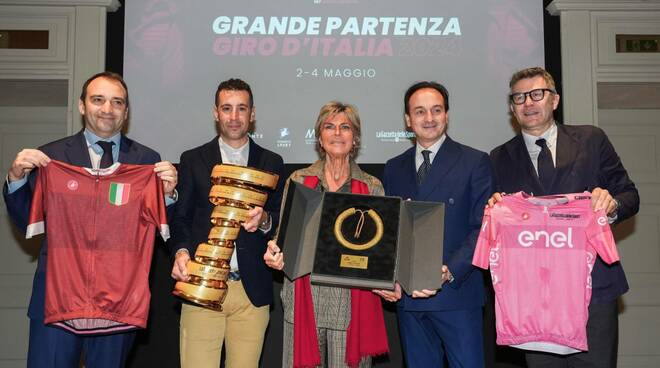 Da sinistra Stefano Lo Russo, Vincenzo Nibali, Evelina Christillin, Alberto Cirio e Paolo Bellino foto credits La Presse